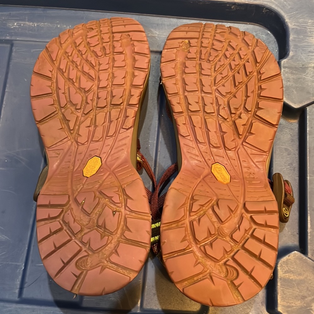Women’s Chaco sandals size 8 - Picture 4 of 6